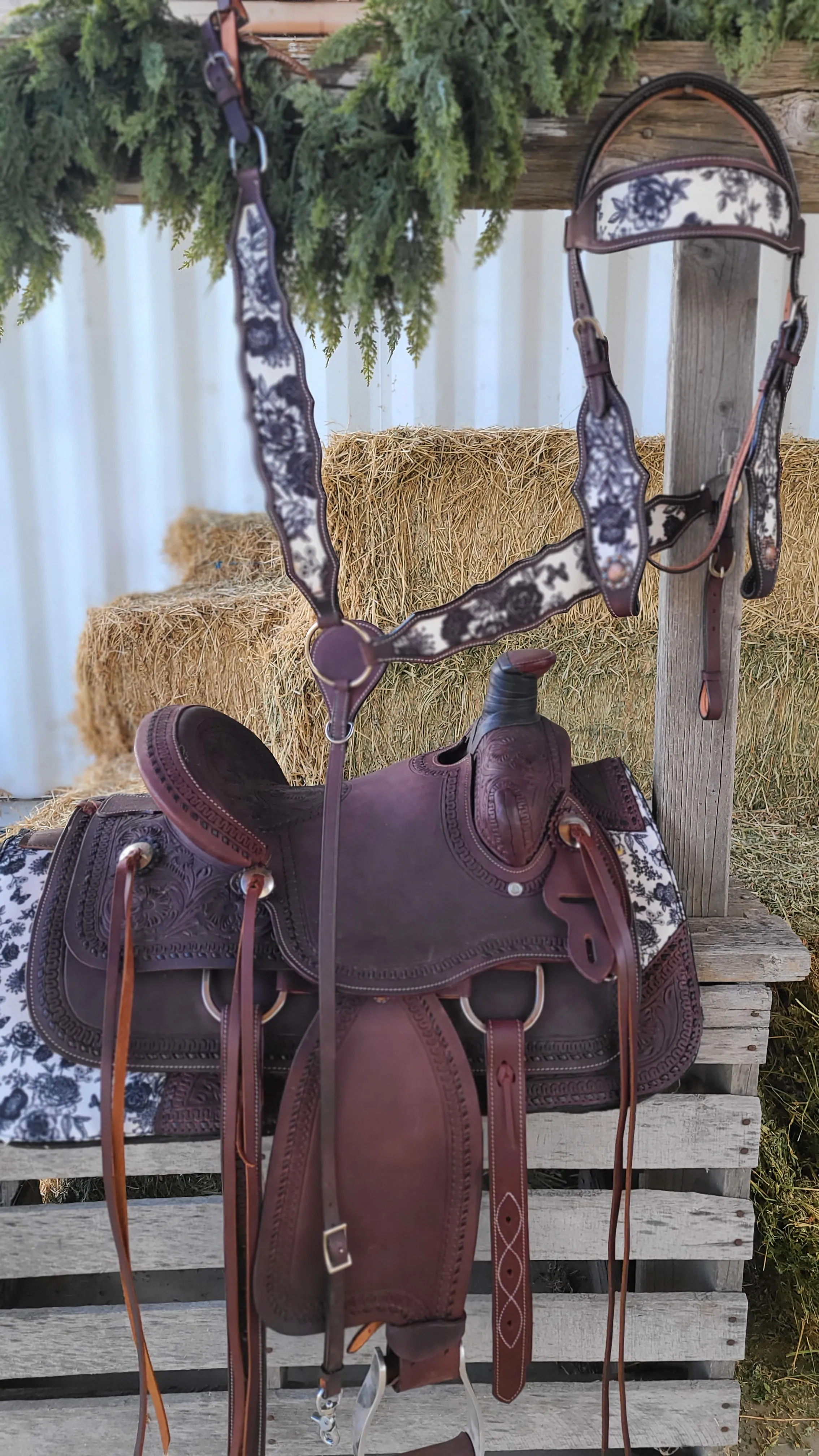 13" Cash Saddle