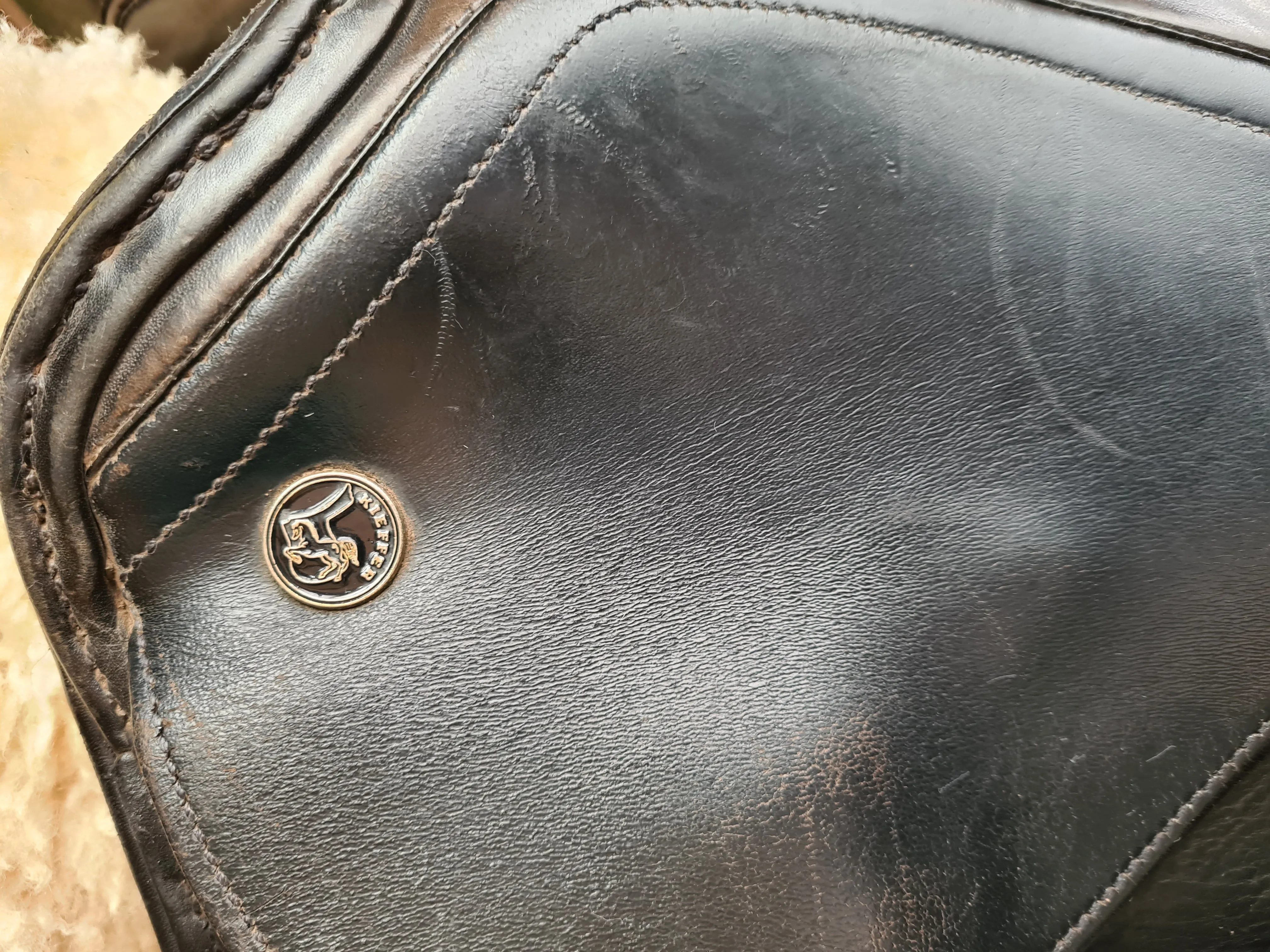 17" Kieffer GP Black saddle med fit