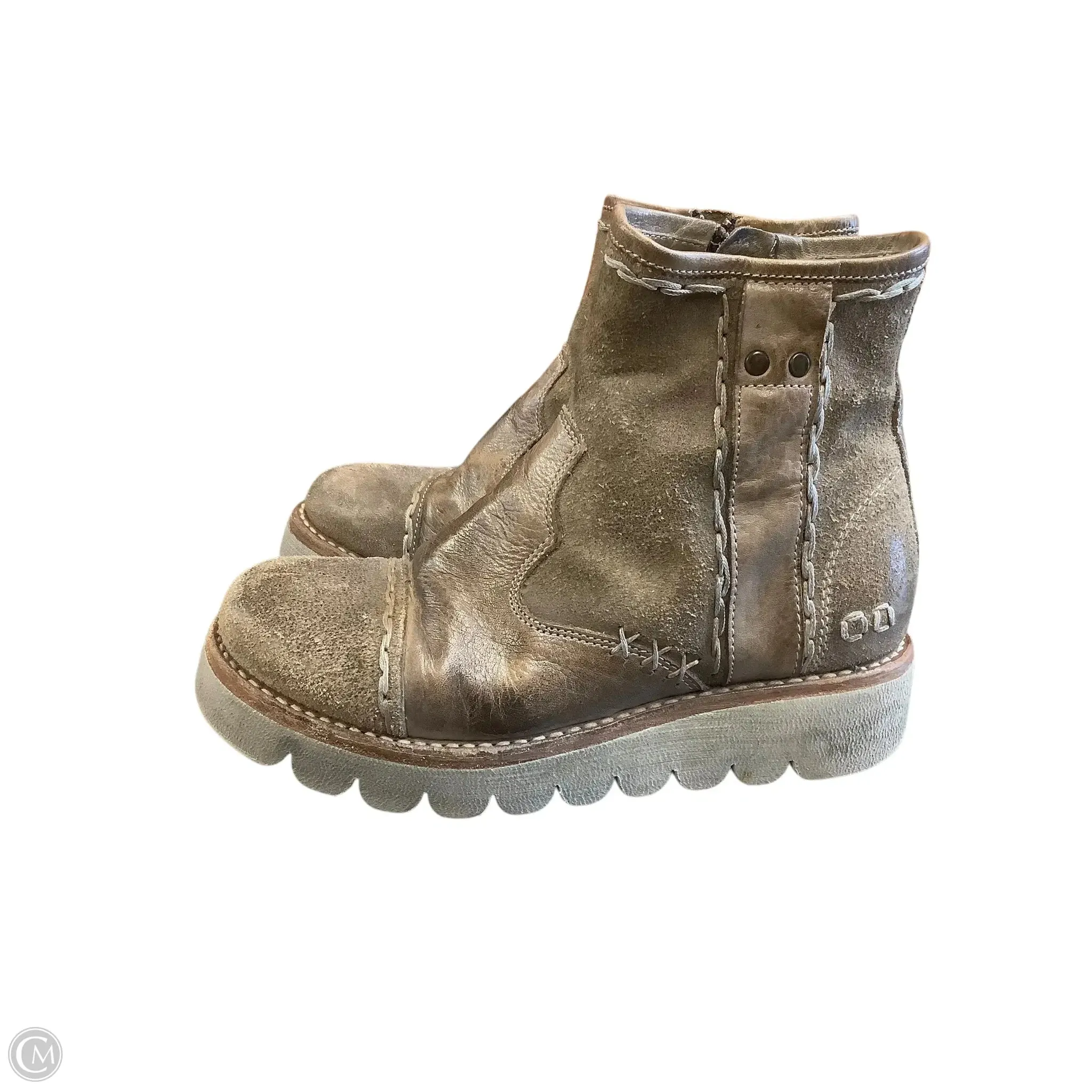 Boots Ankle Flats By Bed Stu In Cream, Size: 6.5