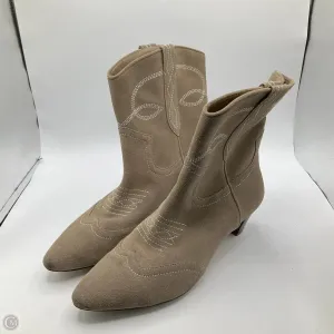 Boots Ankle Heels By Cma In Grey, Size: 10