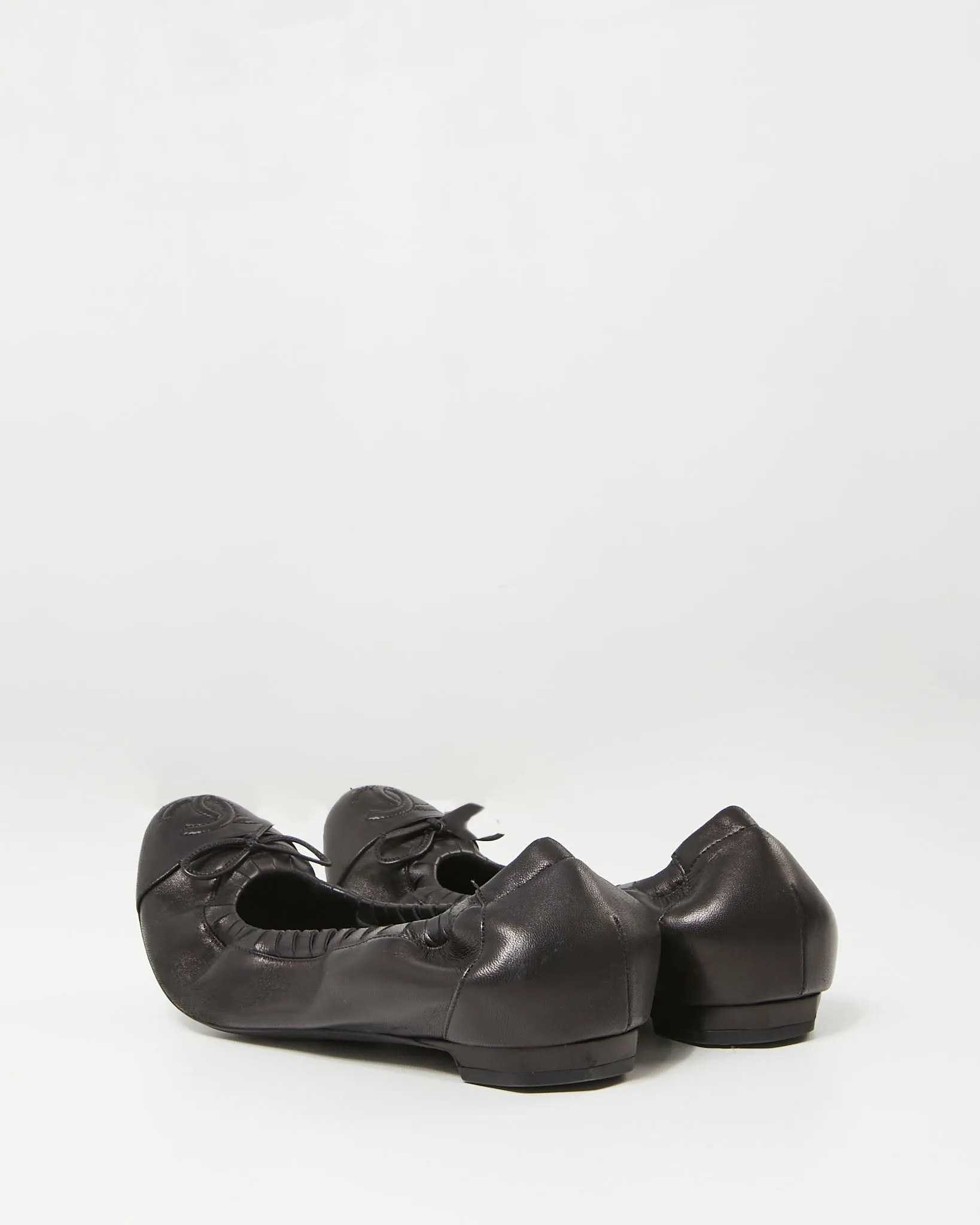 Chanel Black Leather Logo CC Interlocking Ballerina Flats - 37