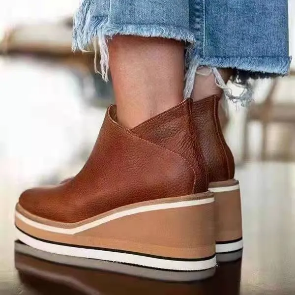 Comfortable and fashionable orthopedic Shoes