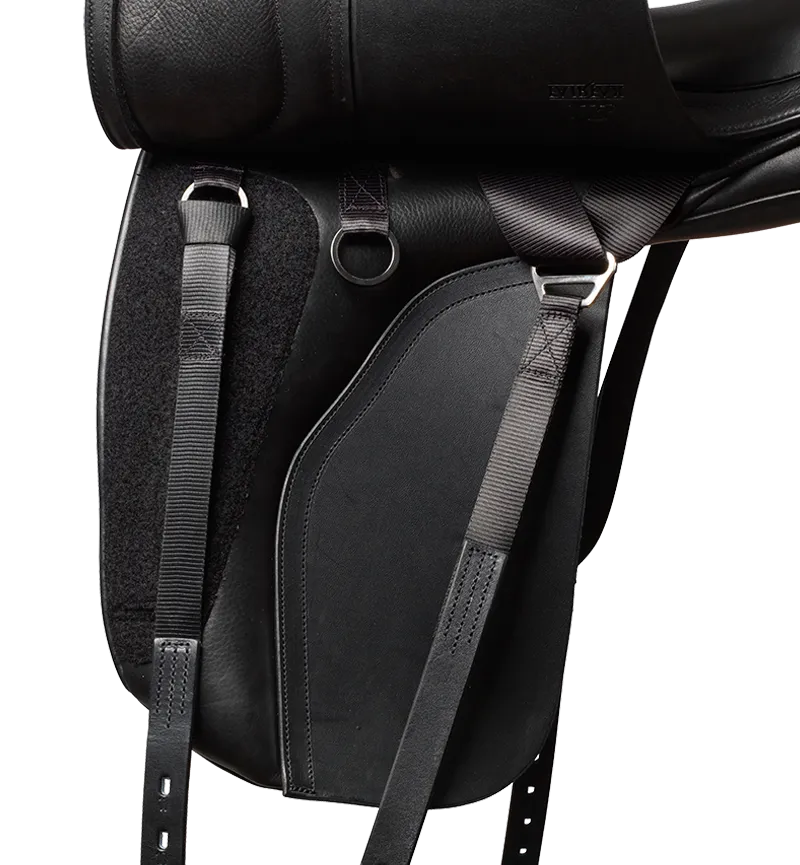 Fairfax Classic Petite Dressage Saddle Black