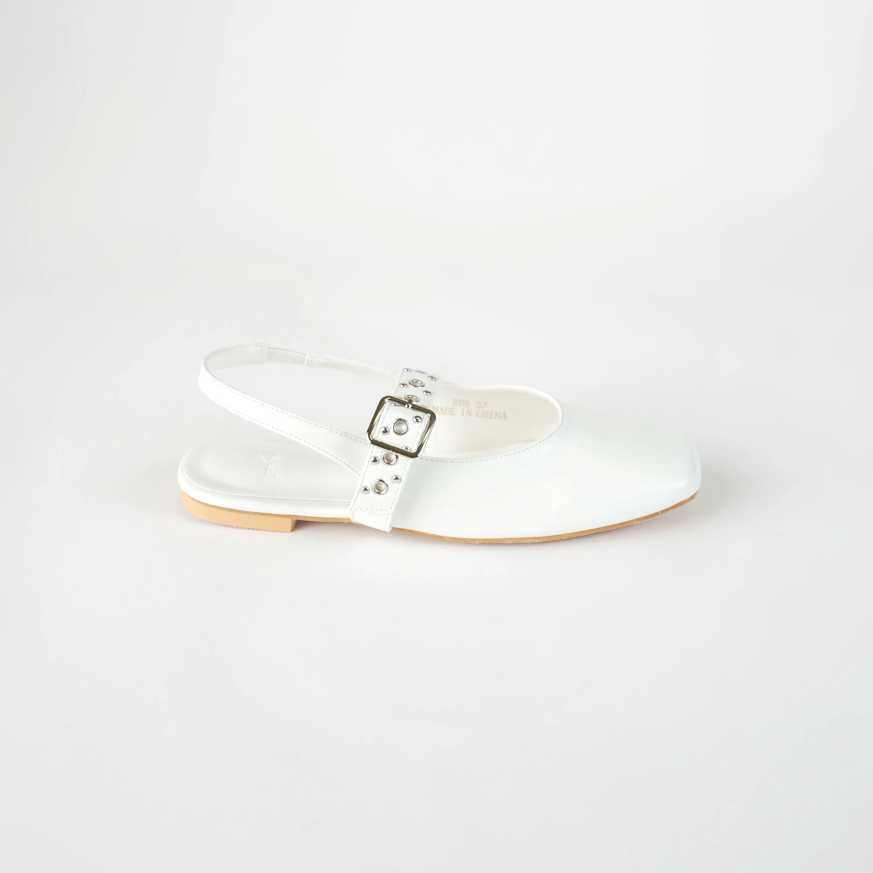 FLAT SHOE