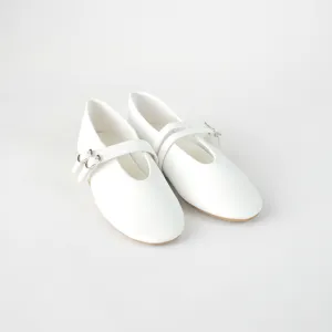 FLAT SHOE