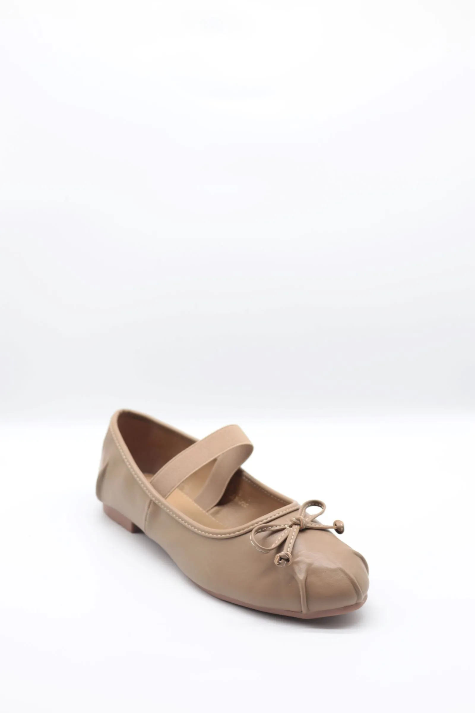 FLAT SHOE