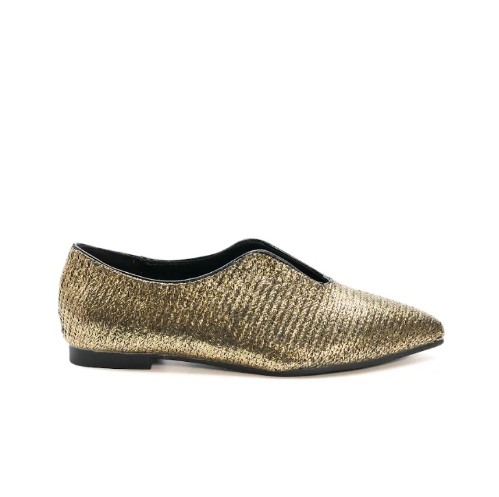 FLAT SHOE