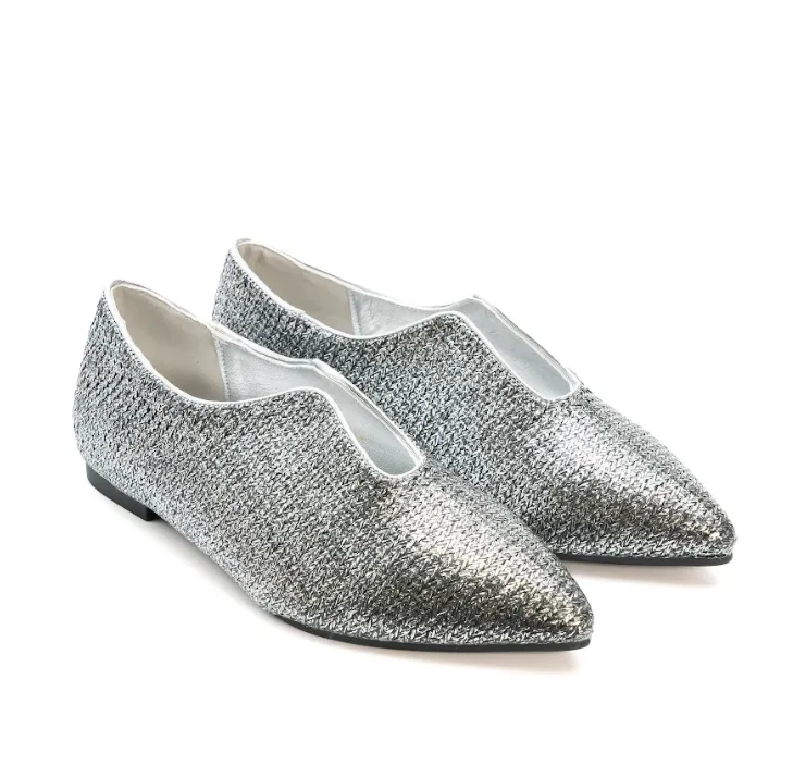 FLAT SHOE
