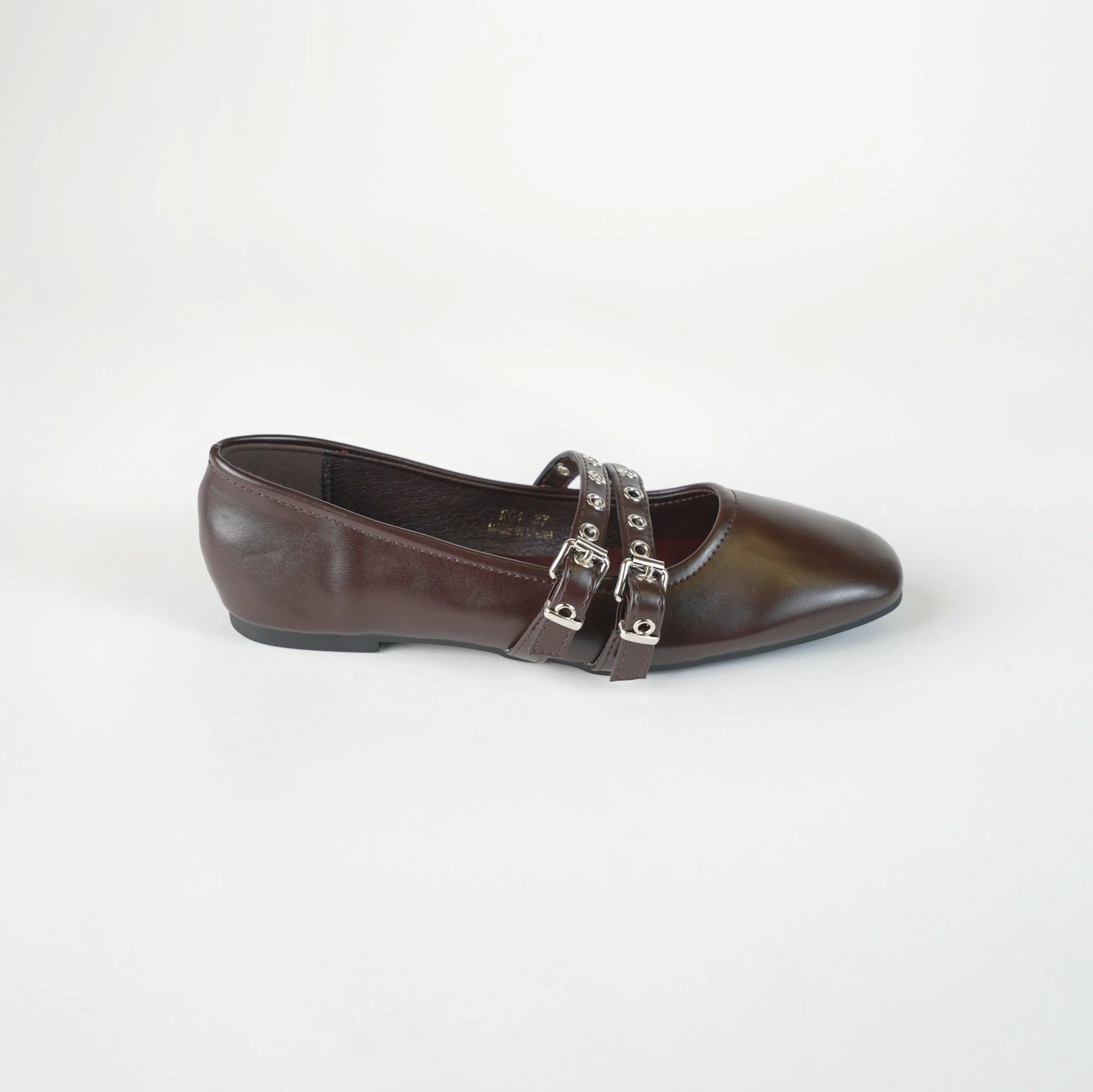 FLAT SHOE