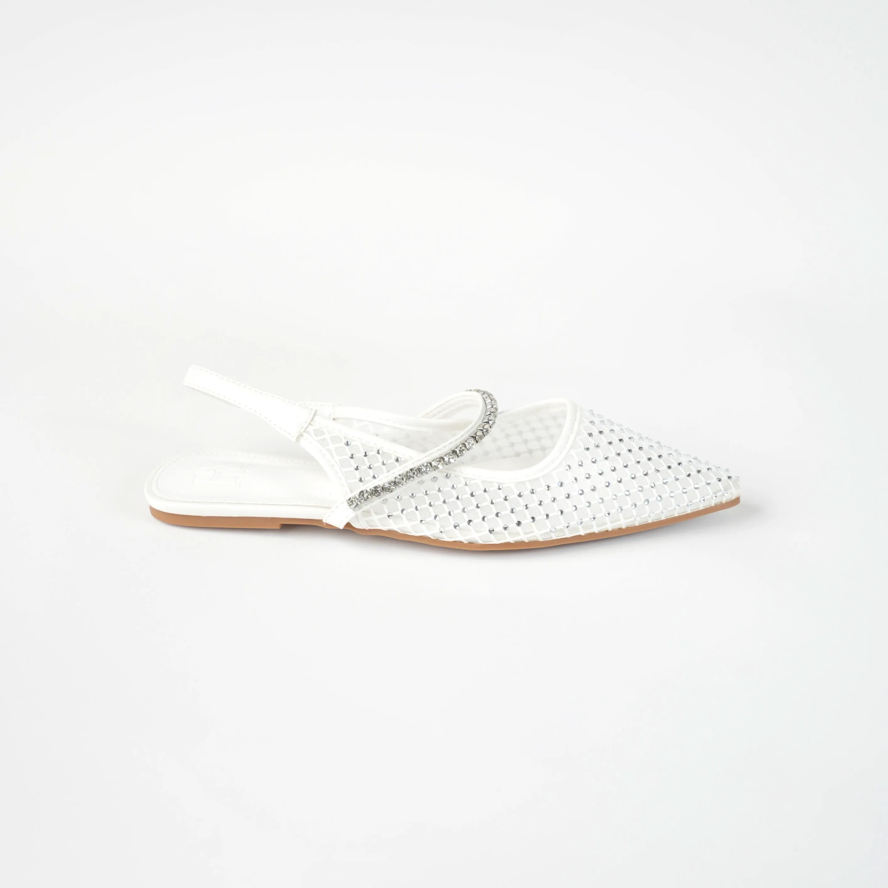 Flat shoe