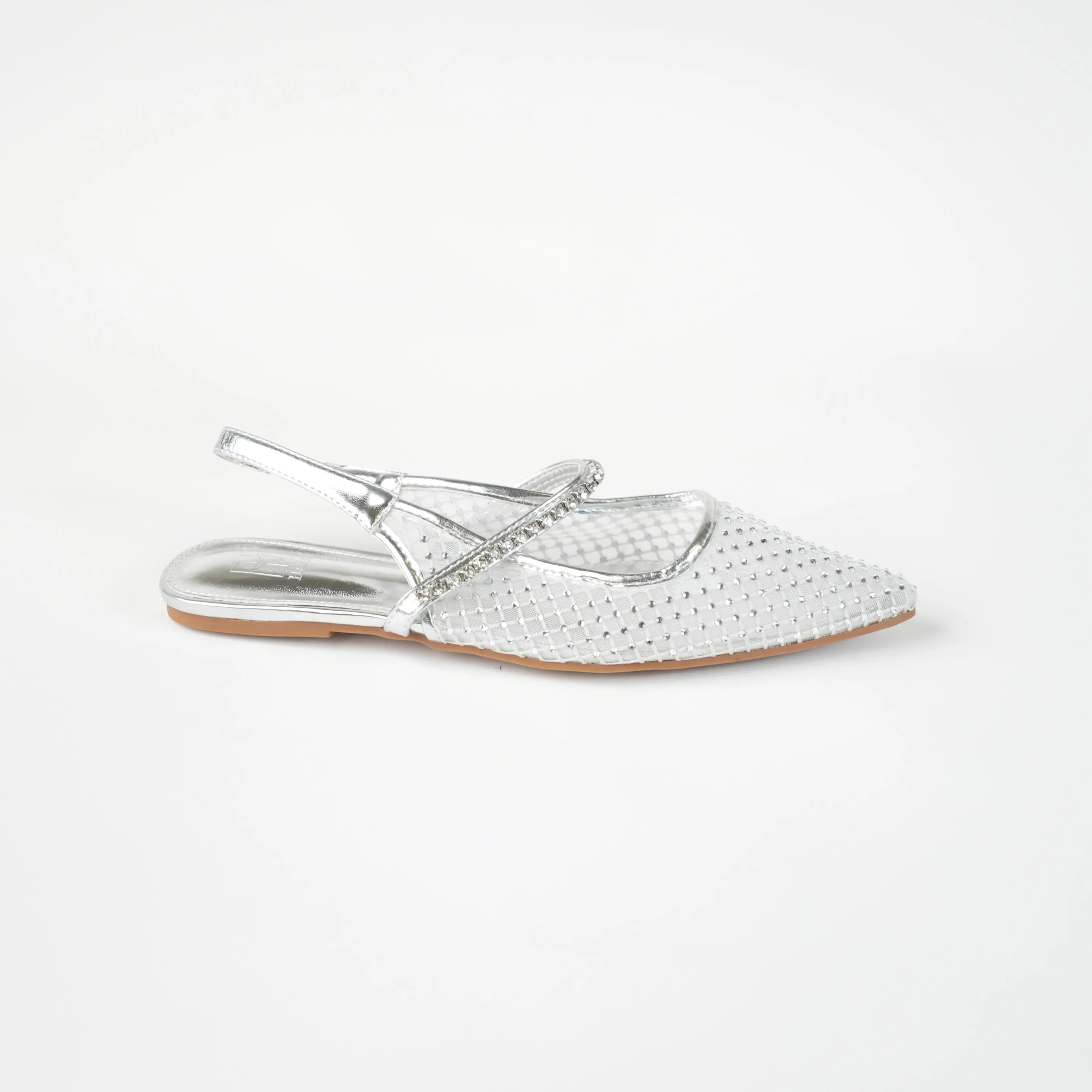 Flat shoe