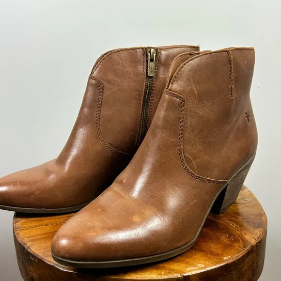Frye Women’s Boots Jennifer Ankle Booties Brown Leather Size 8.5 M