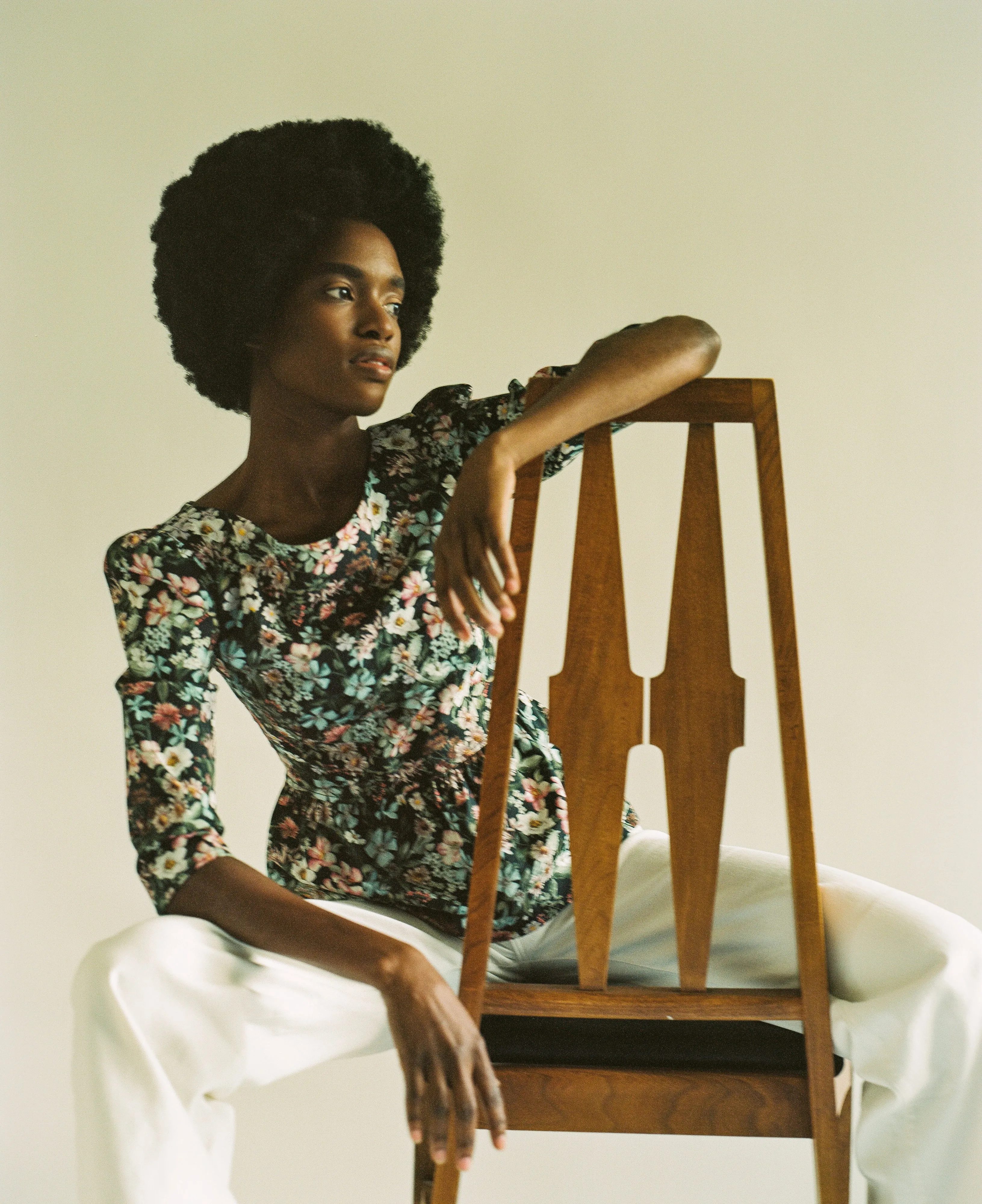 Hannah Bateau Neck Top with Corset Seam Details / Black Floral Cotton