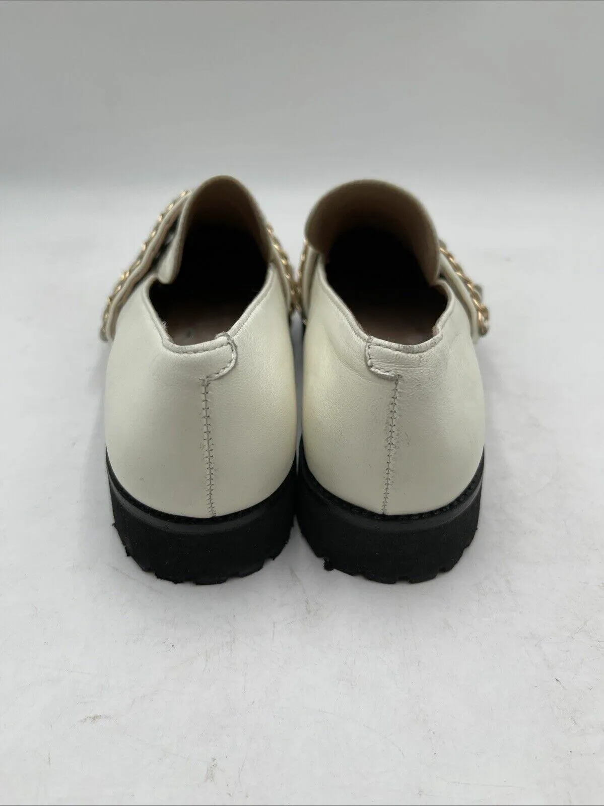 Karl Lagerfeld IRENE White Chain Embellished Leather Round Toe Loafers Size 6M - Very Good