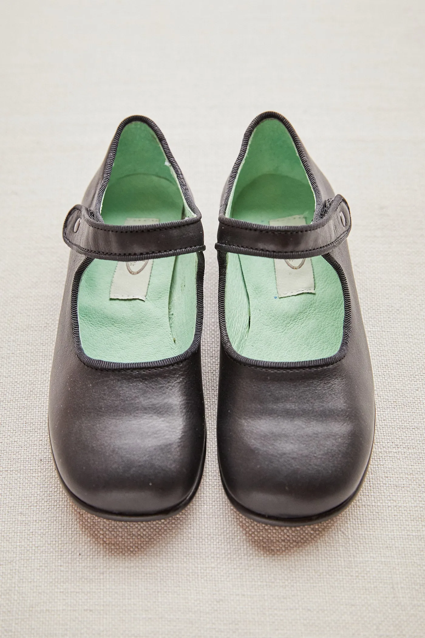 Papouelli Black Leather