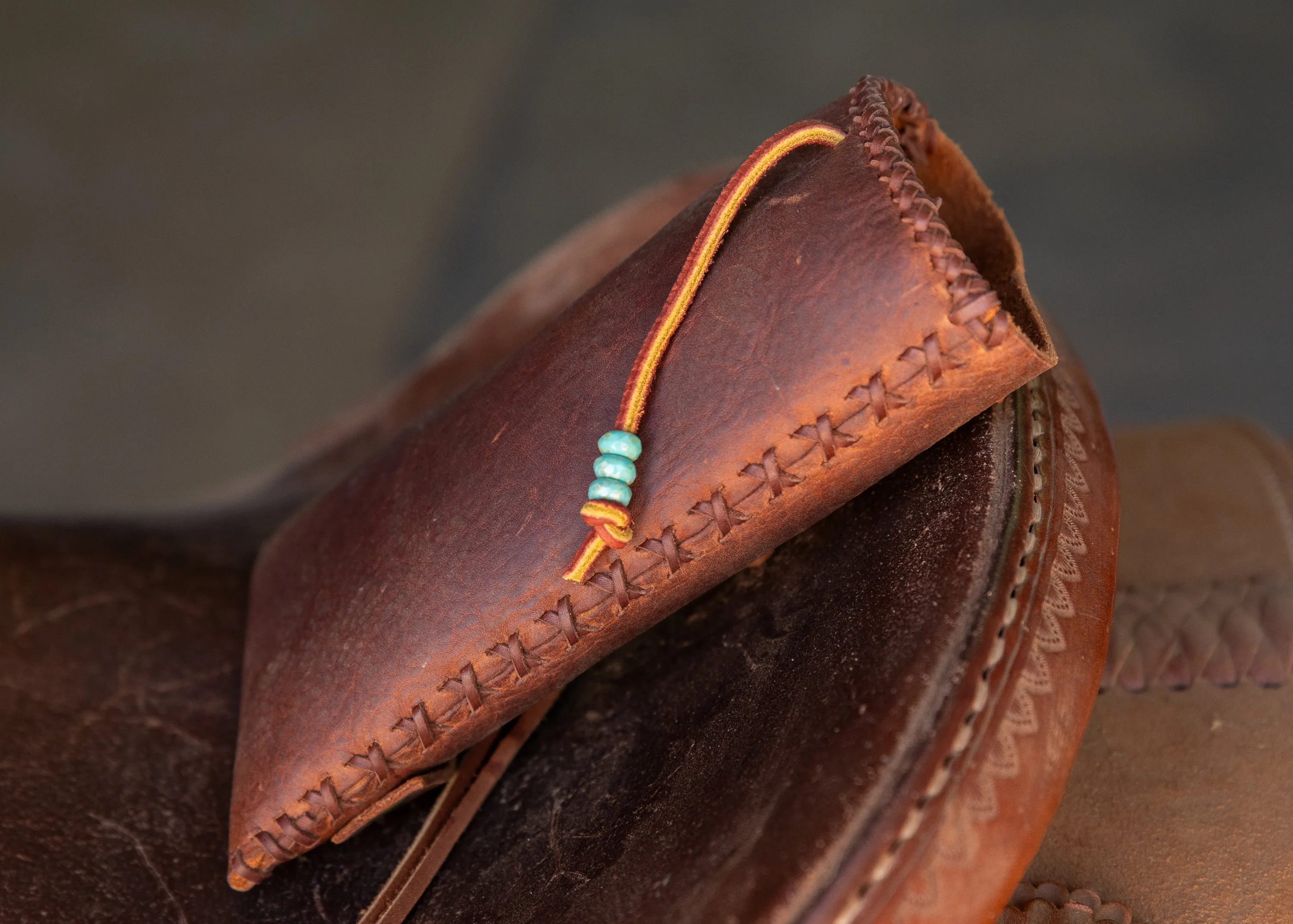 Saddle Phone Holder - Turquoise Beads