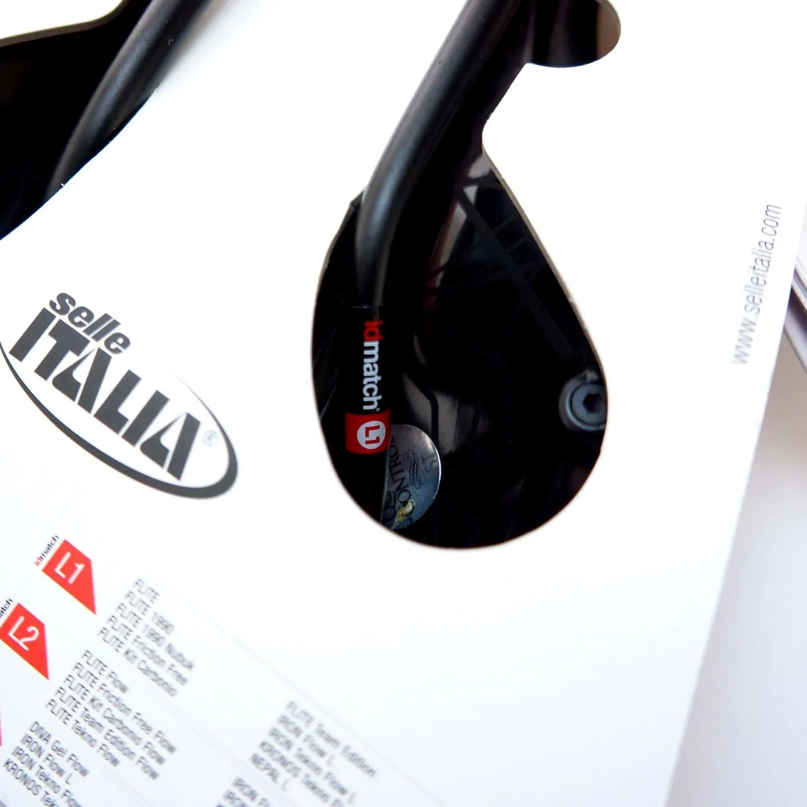 Selle Italia Saddle Novus TM L1 Road Mountain Bike Manganese Mg Rail Black