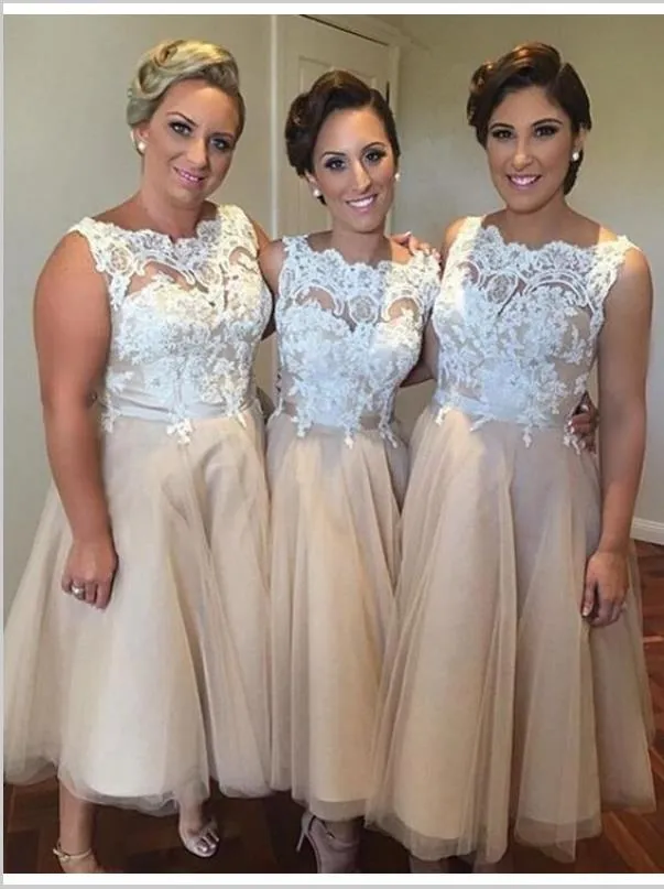 Sweetheart Sleeveless Bridesmaid Dresses,Applique Tulle Knee Length Bridesmaid Dresses
