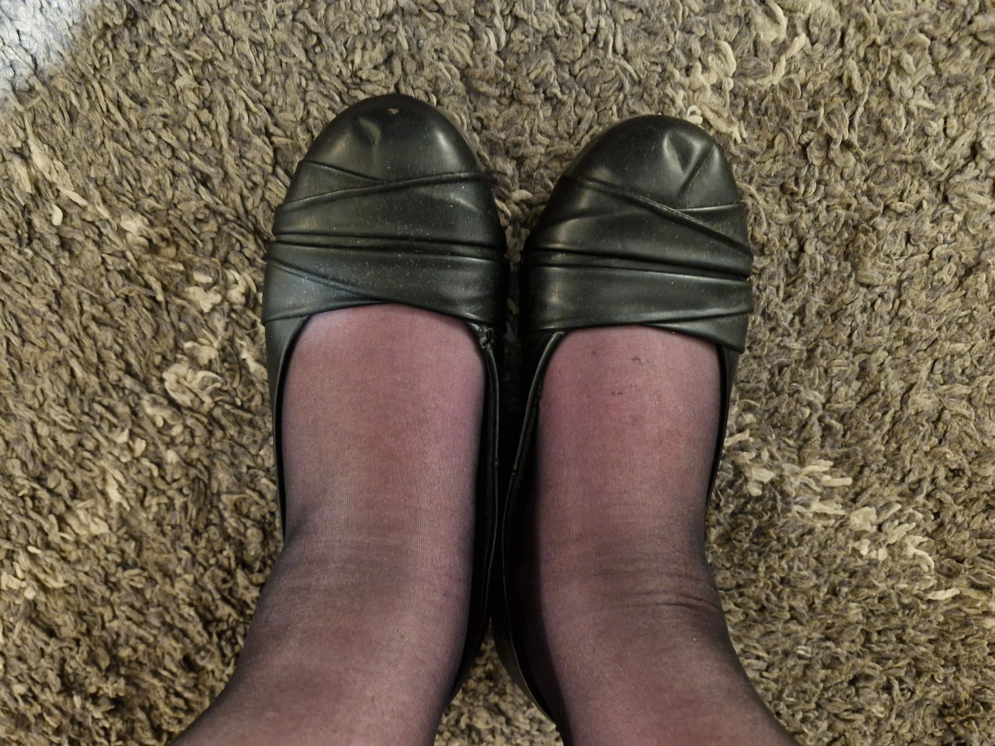 Well Worn Black ballerina Flats / UK6