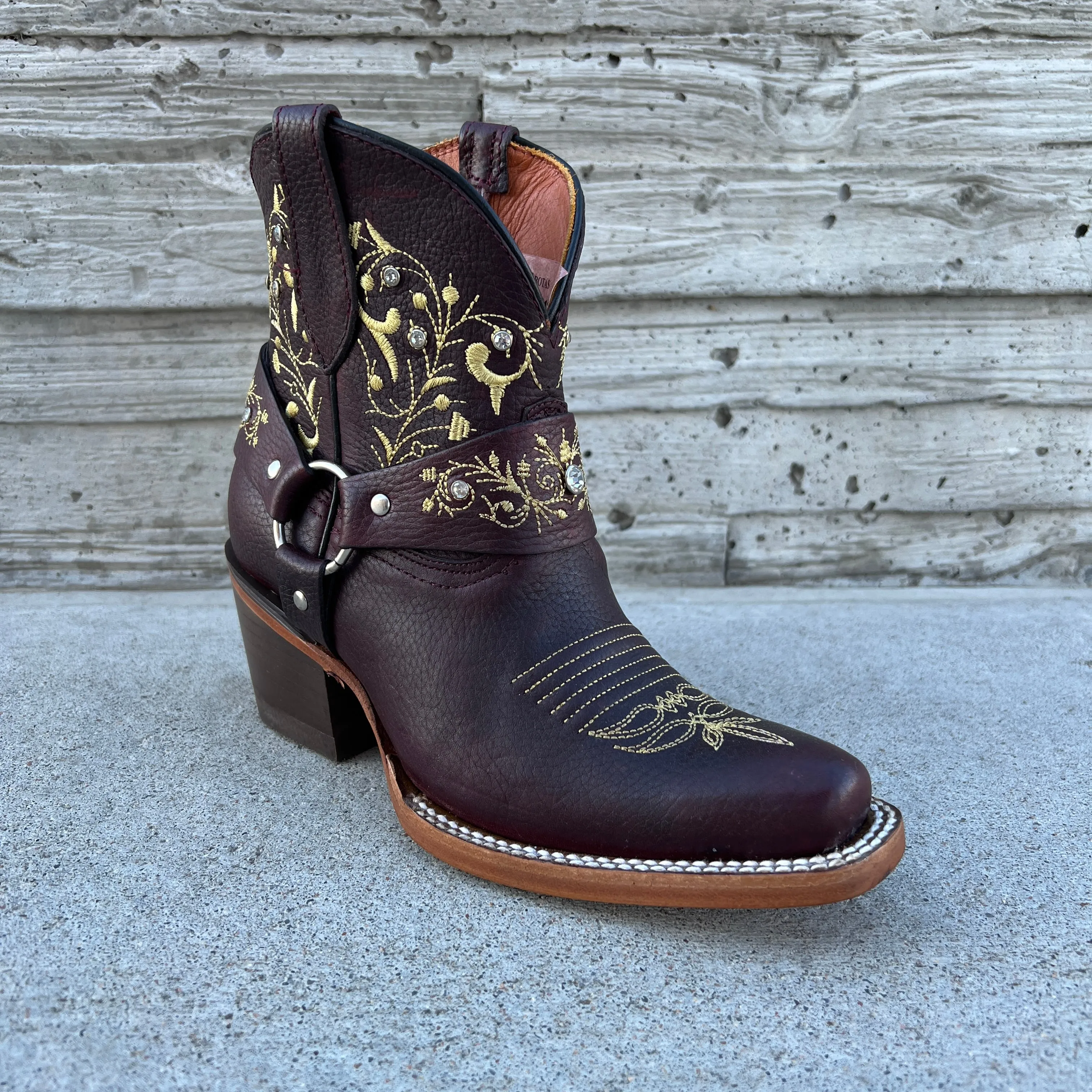 Women's Artillero Embroiderd Ankle Boots European Toe
